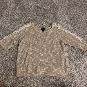 A. Byer Women's Size M Sweater Half Sleeve Slight Crop Knit Detail S Crochet